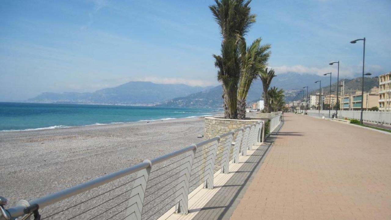 Hotel Della Punta Bordighera Exterior foto